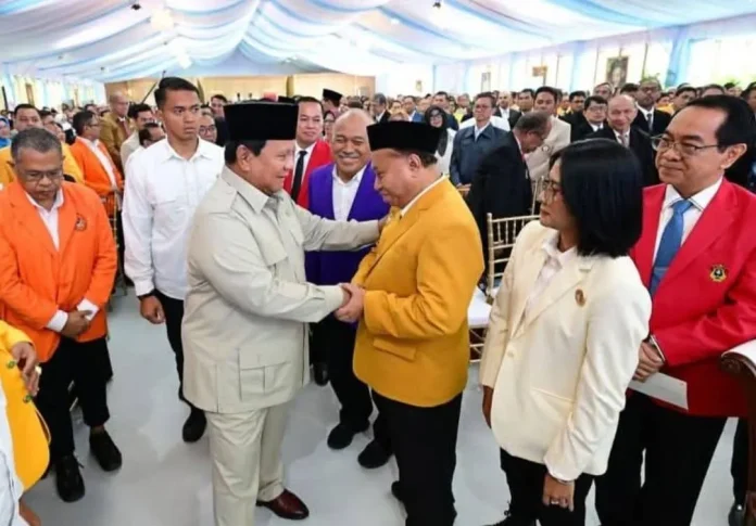 Presiden Prabowo Subianto bersama rektor dan pimpinan perguruan tinggi neger