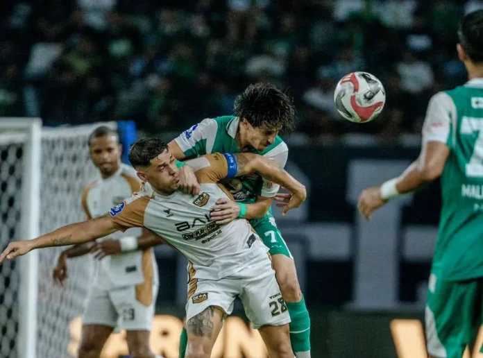Persebaya vs Dewa United di BRI Super League