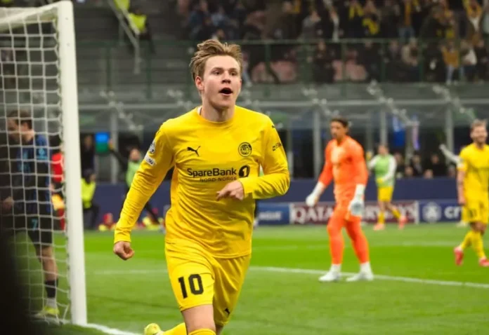 Aksi pemain Bodo Glimt saat menghadapi Inter Milan pada leg kedua playoff babak 16 besar Liga Champions. (1)