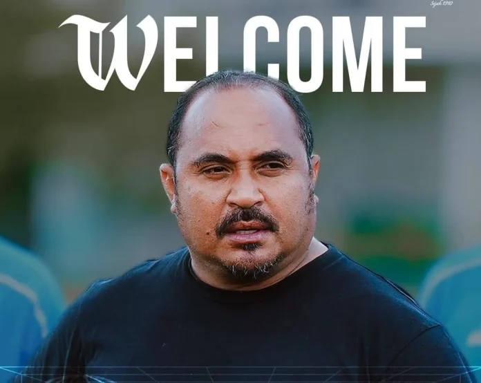 Imran Nahumarury resmi ditunjuk sebagai pelatih kepala baru Semen Padang FC 2026