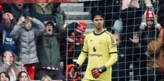 Kiper Manchester United Senne Lammens berperan penting dalam pertandingan melawan Sunderland di Stadium of Light.