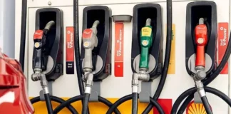 SPBU Shell dengan layanan pengisian bahan bakar kendaraan bermotor berstandar internasional dari perusahaan energi Shell.
