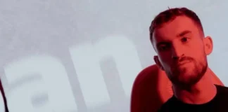 Persija Jakarta resmi memperkuat lini tengah dengan mendatangkan gelandang asal Bosnia dan Herzegovina, Stjepan Loncar, untuk menghadapi kompetisi musim 2026/2027.