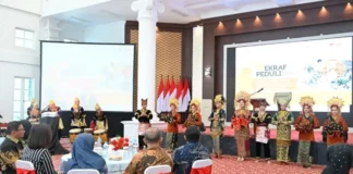Pembukaan workshop desain kemasan bagi pegiat ekonomi kreatif di Bukittinggi, Kamis, 27 Agustus 2026.