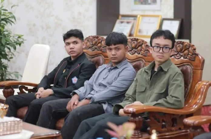 Tiga mahasiswa Kota Solok mengikuti program SGI di China dan Taiwan