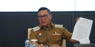 Wali Kota Bukittinggi Ramlan Nurmatias menjelaskan kondisi Gajah Zidan.